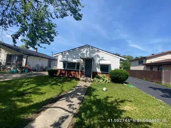 16328 Winchester AVE, Markham, IL 60428