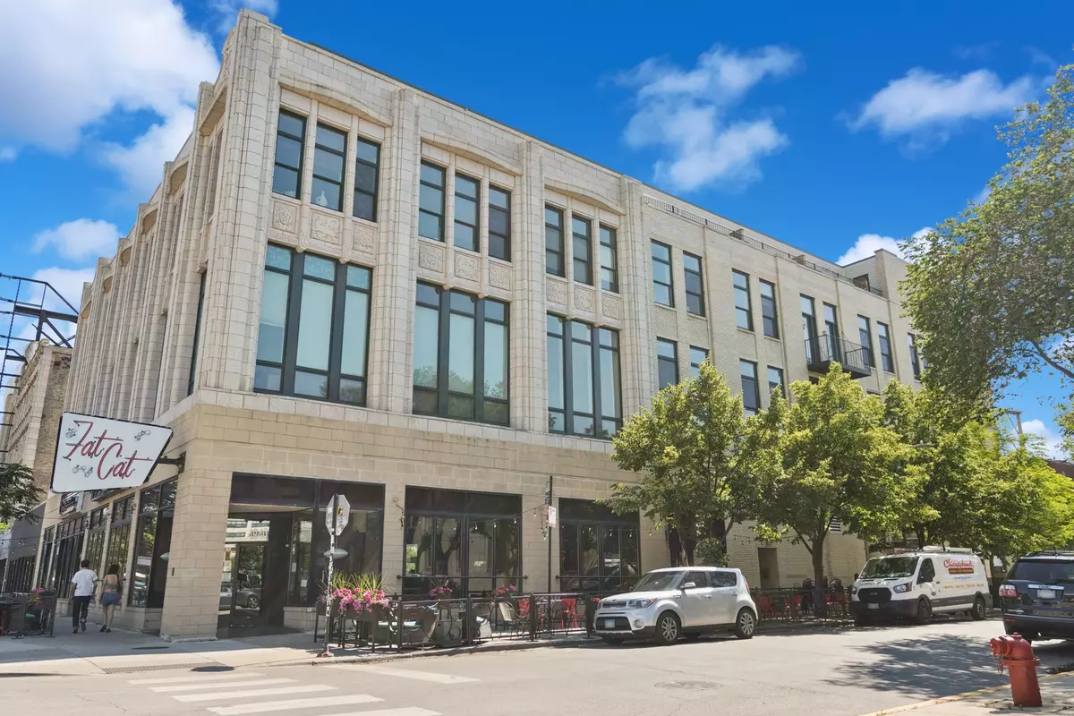 Chicago, IL 60640,1215 W Gunnison ST #202