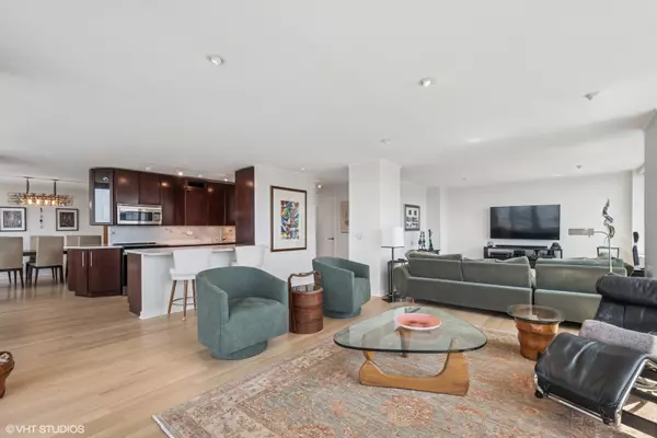 Chicago, IL 60610,1560 N Sandburg TER #4301-4303