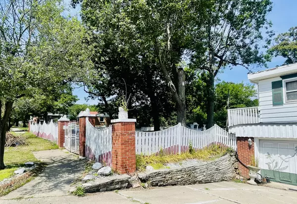 North Chicago, IL 60064,2802 18TH PL