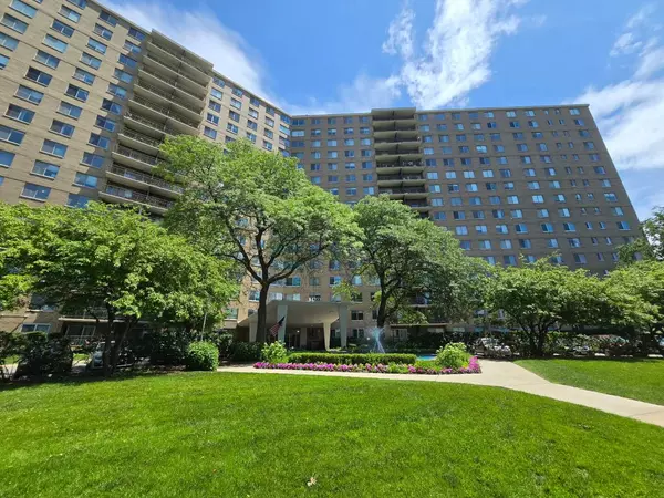7033 N Kedzie AVE #606, Chicago, IL 60645