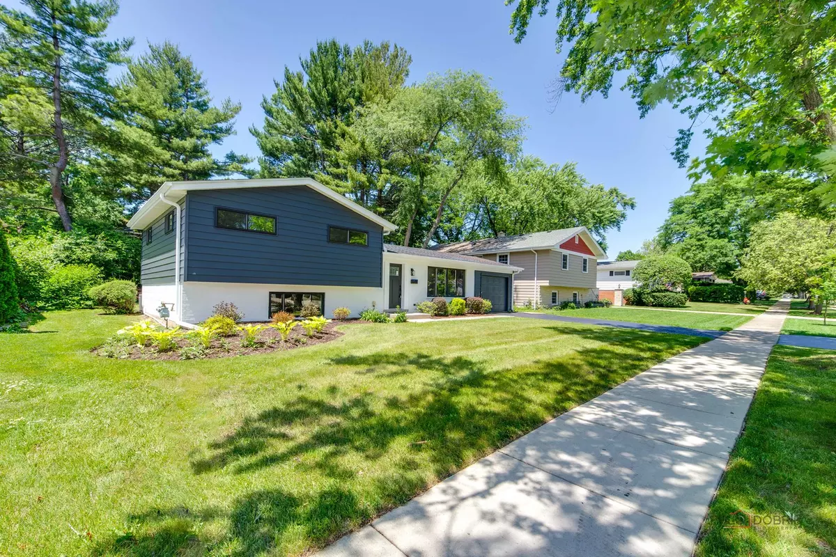 Palatine, IL 60067,222 S Maple ST