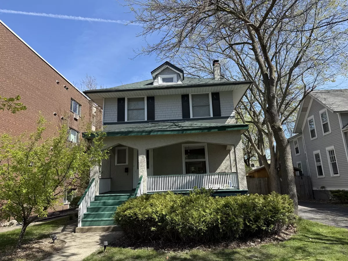 Wilmette, IL 60091,1128 Greenleaf AVE