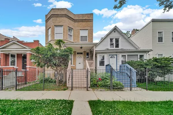 4910 W Gladys AVE, Chicago, IL 60644