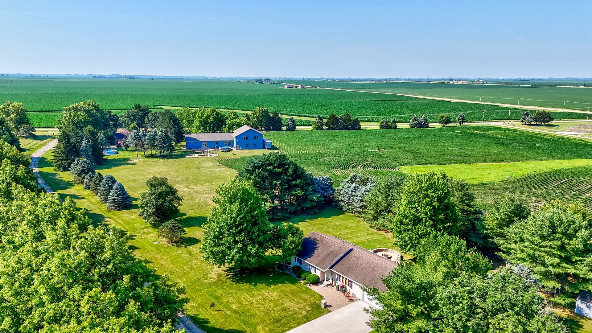 Lostant, IL 61334,35 Burr Oak DR