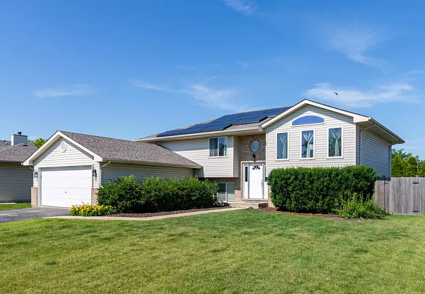 1319 Gilray DR, Joliet, IL 60431
