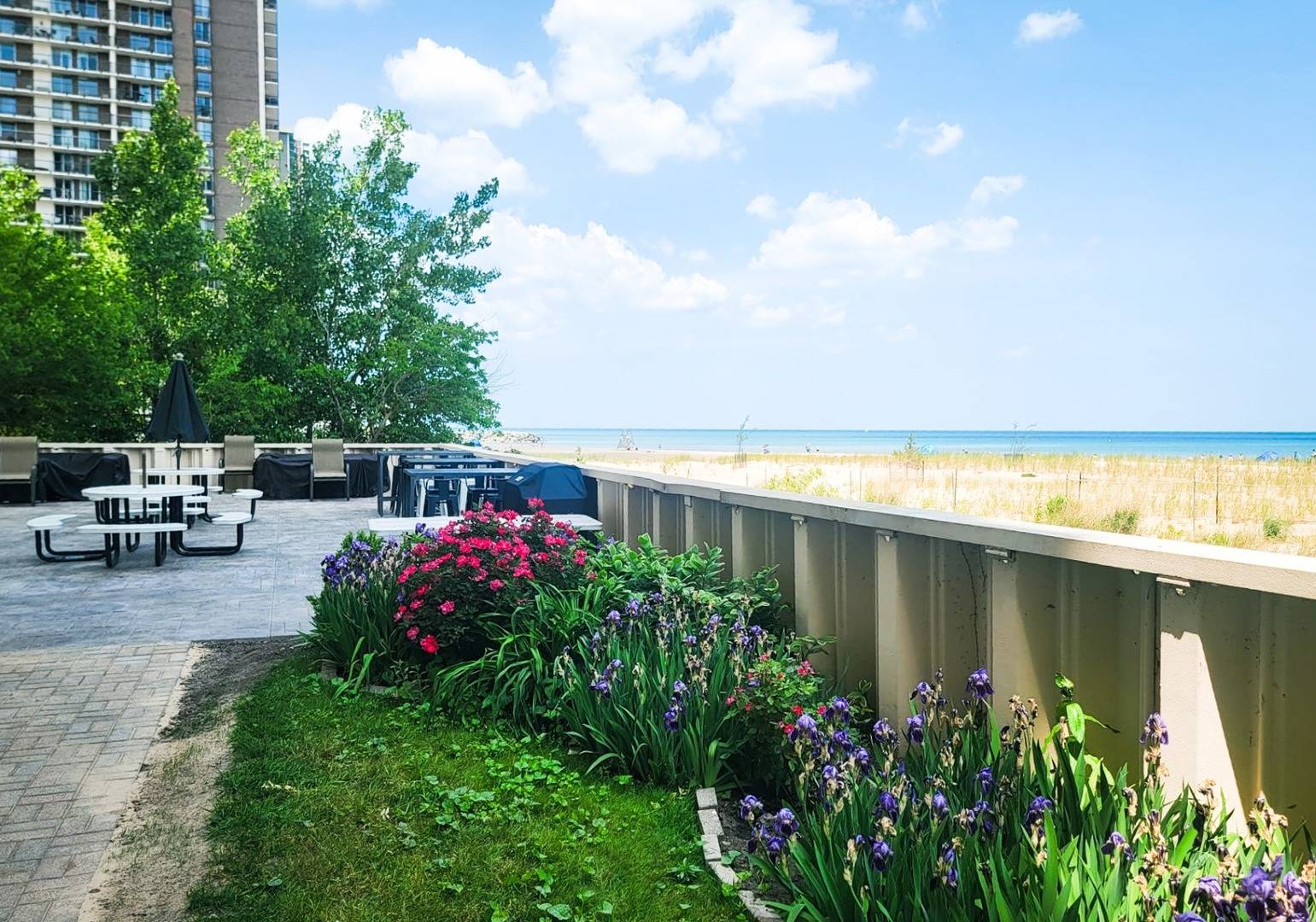 Chicago, IL 60660,5801 N Sheridan RD #8A