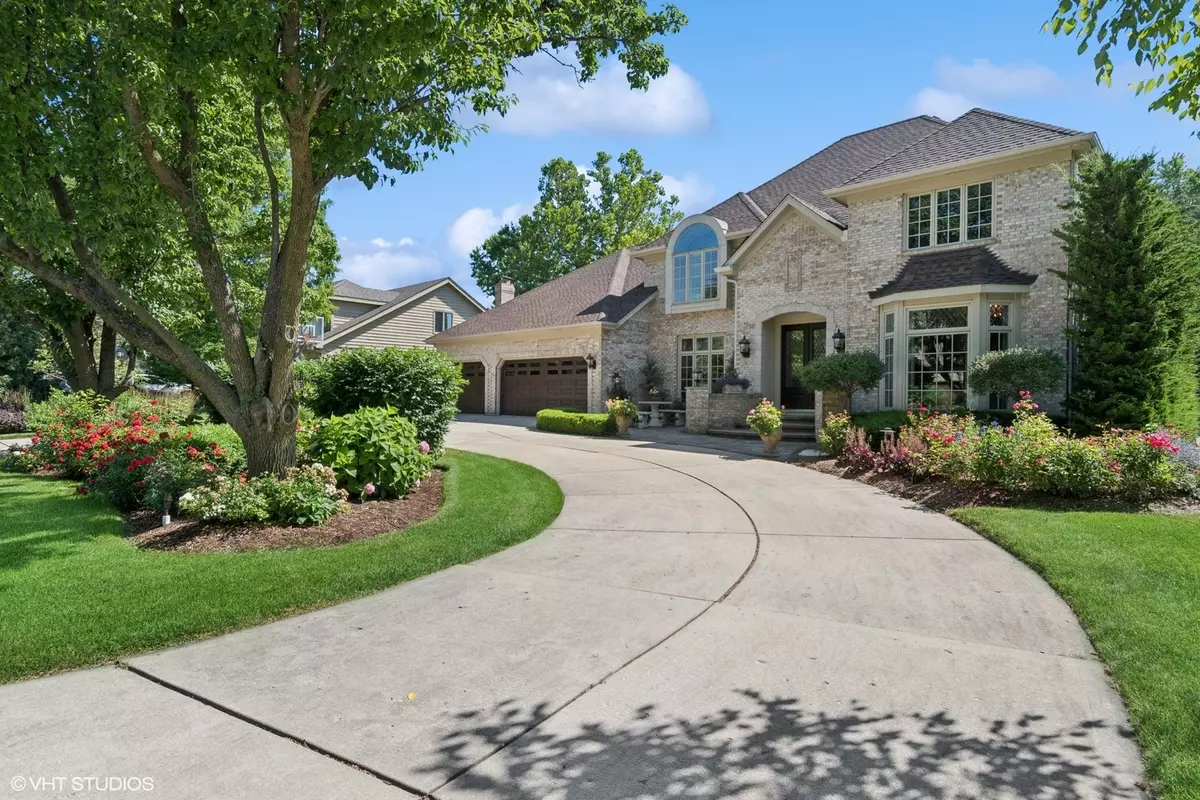 Naperville, IL 60540,8S241 Dunham DR