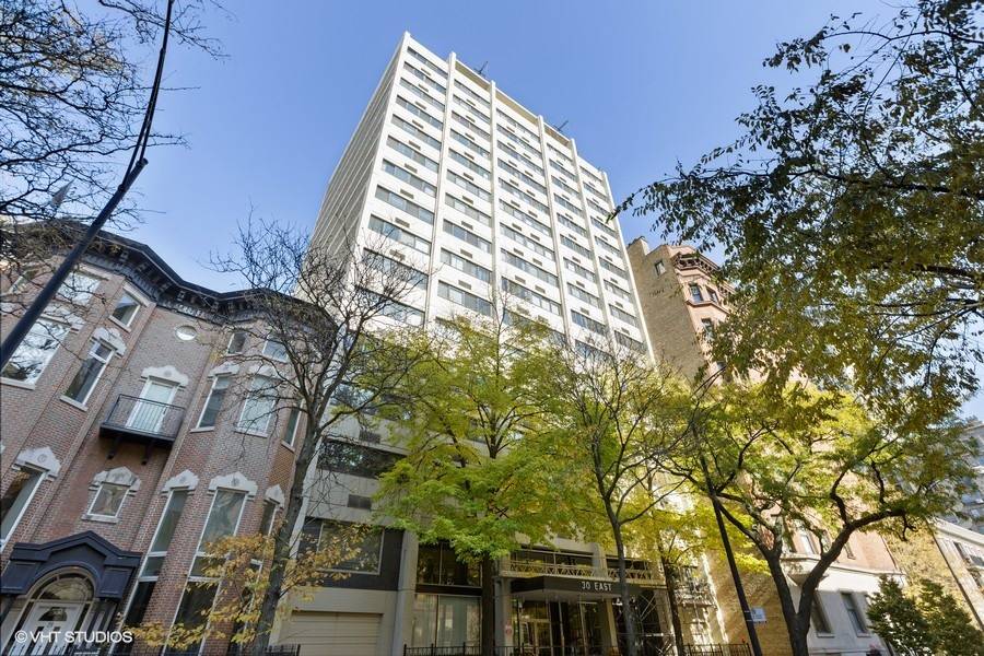 30 E DIVISION ST #15A, Chicago, IL 60610