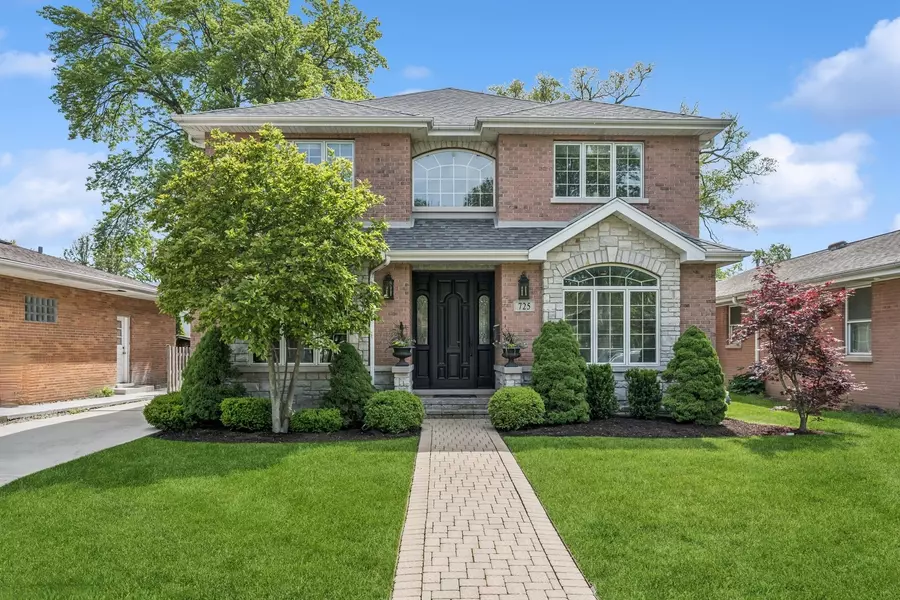 725 PARK PLAINE AVE, Park Ridge, IL 60068
