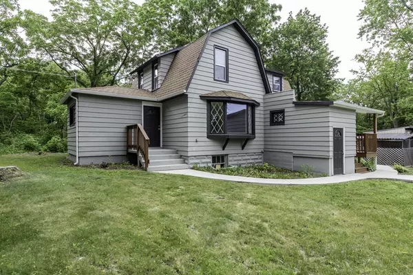 10980 W York House RD, Beach Park, IL 60087