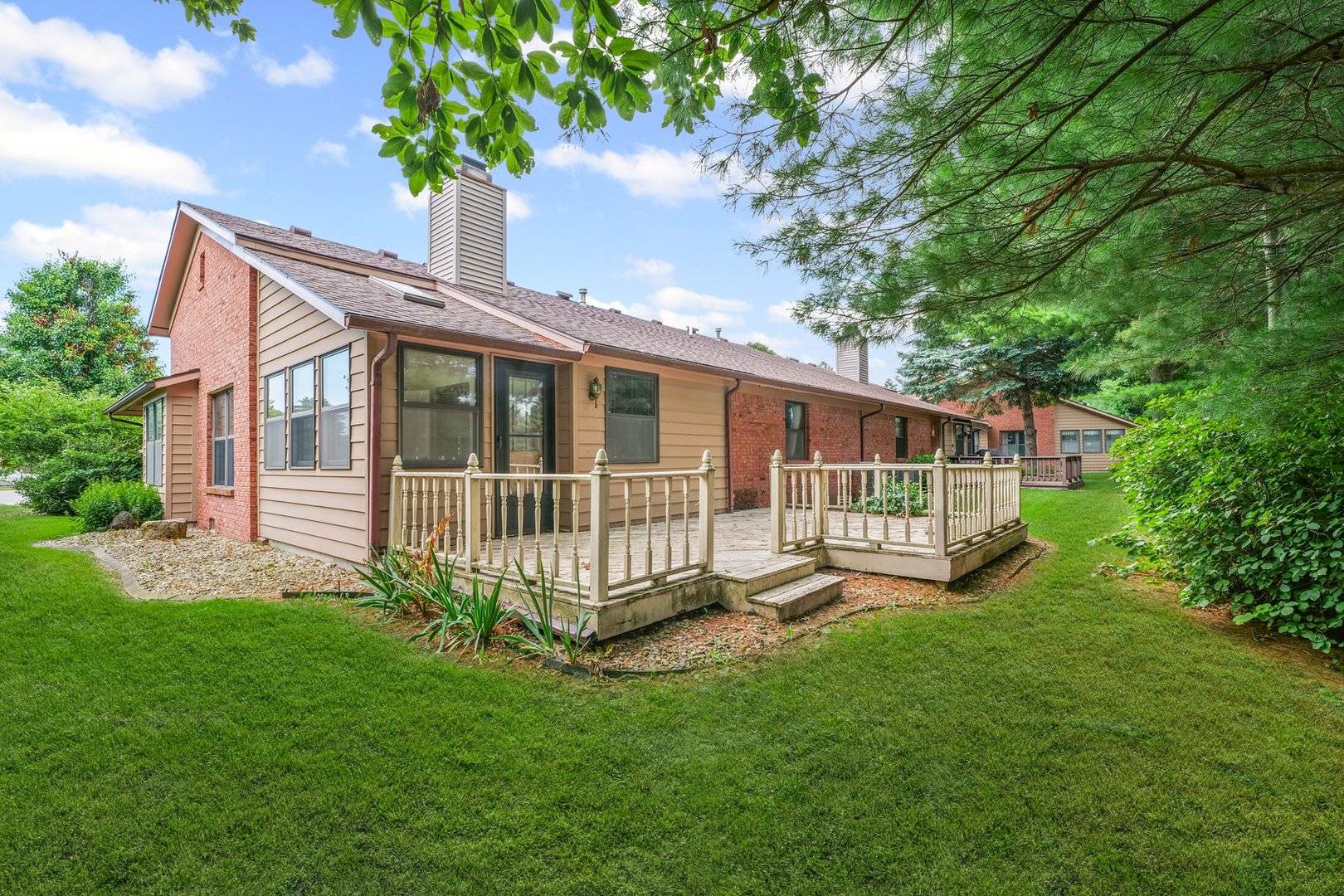 Monticello, IL 61856,1401 Dickens CT