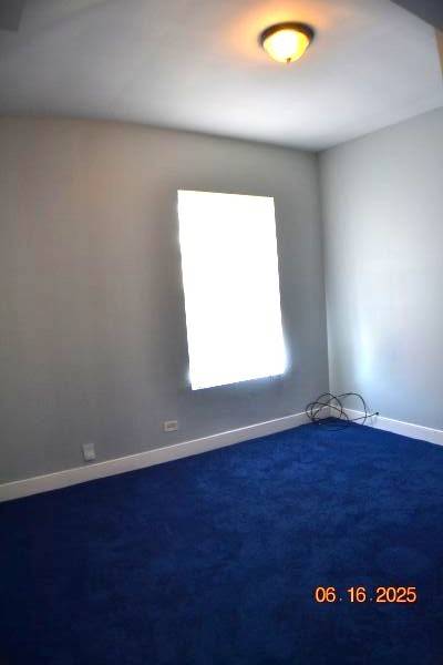 Chicago, IL 60637,7041 S Wabash AVE #2