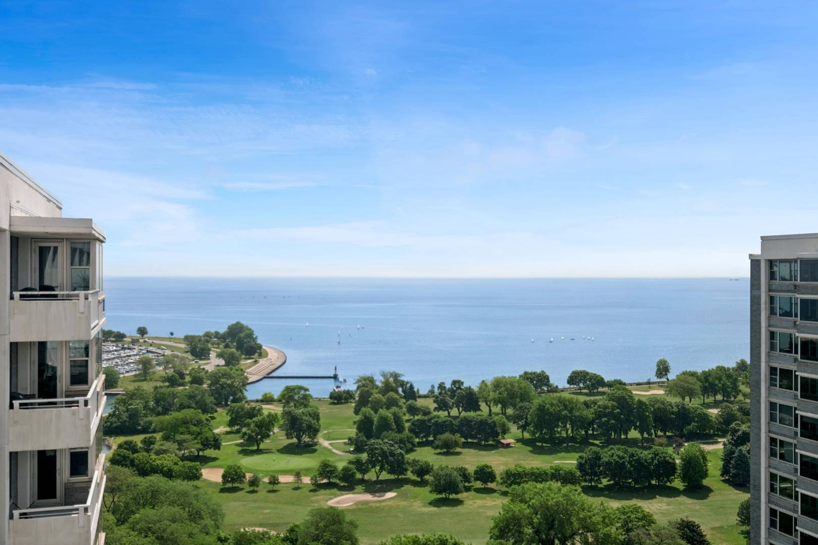 Chicago, IL 60613,4250 N Marine DR #2927