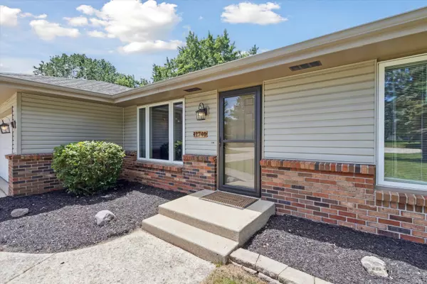 Roscoe, IL 61073,11740 WAGON LN