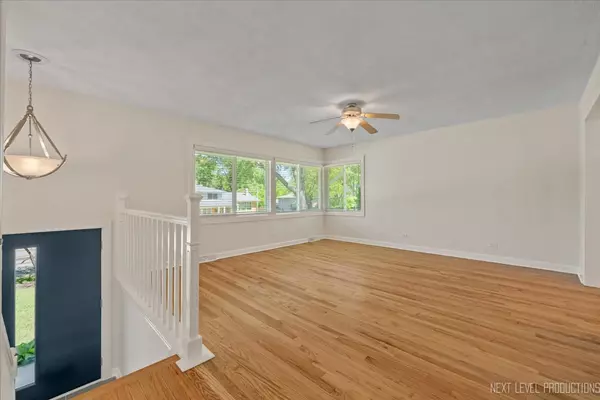 Naperville, IL 60540,230 Elmwood DR