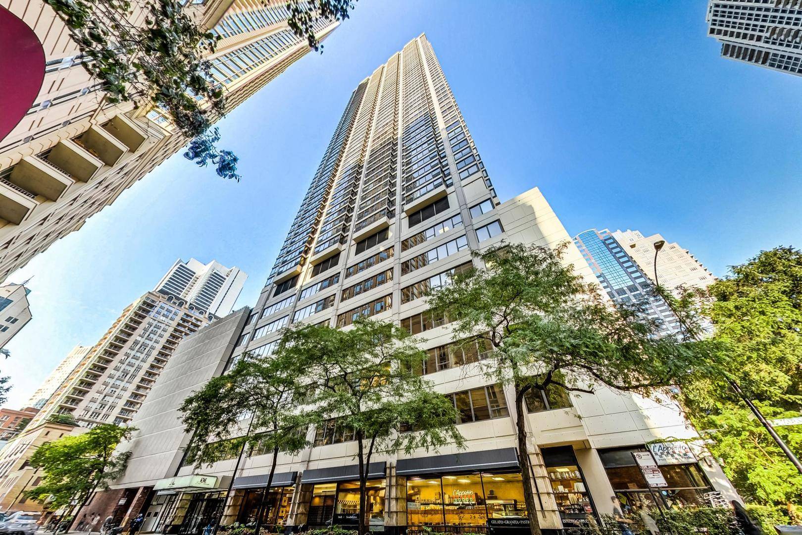 30 E HURON ST #1303, Chicago, IL 60611