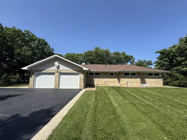 26575 N Fairfield RD, Wauconda, IL 60084