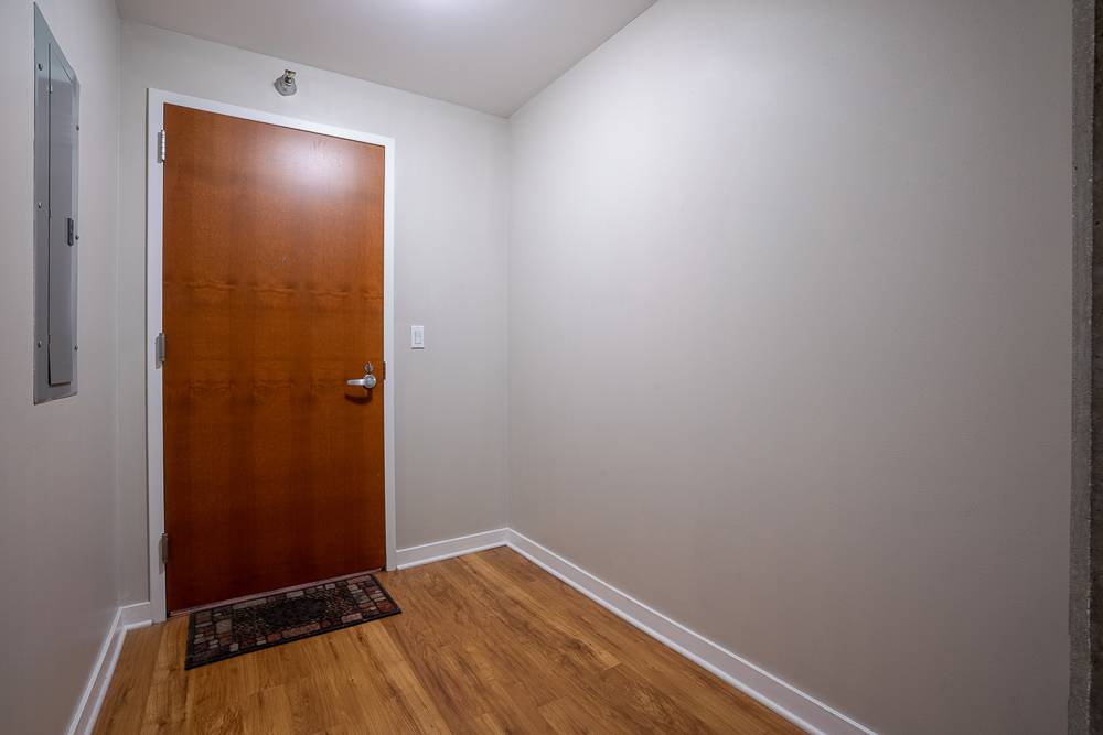 Chicago, IL 60607,235 W Van Buren ST #3807