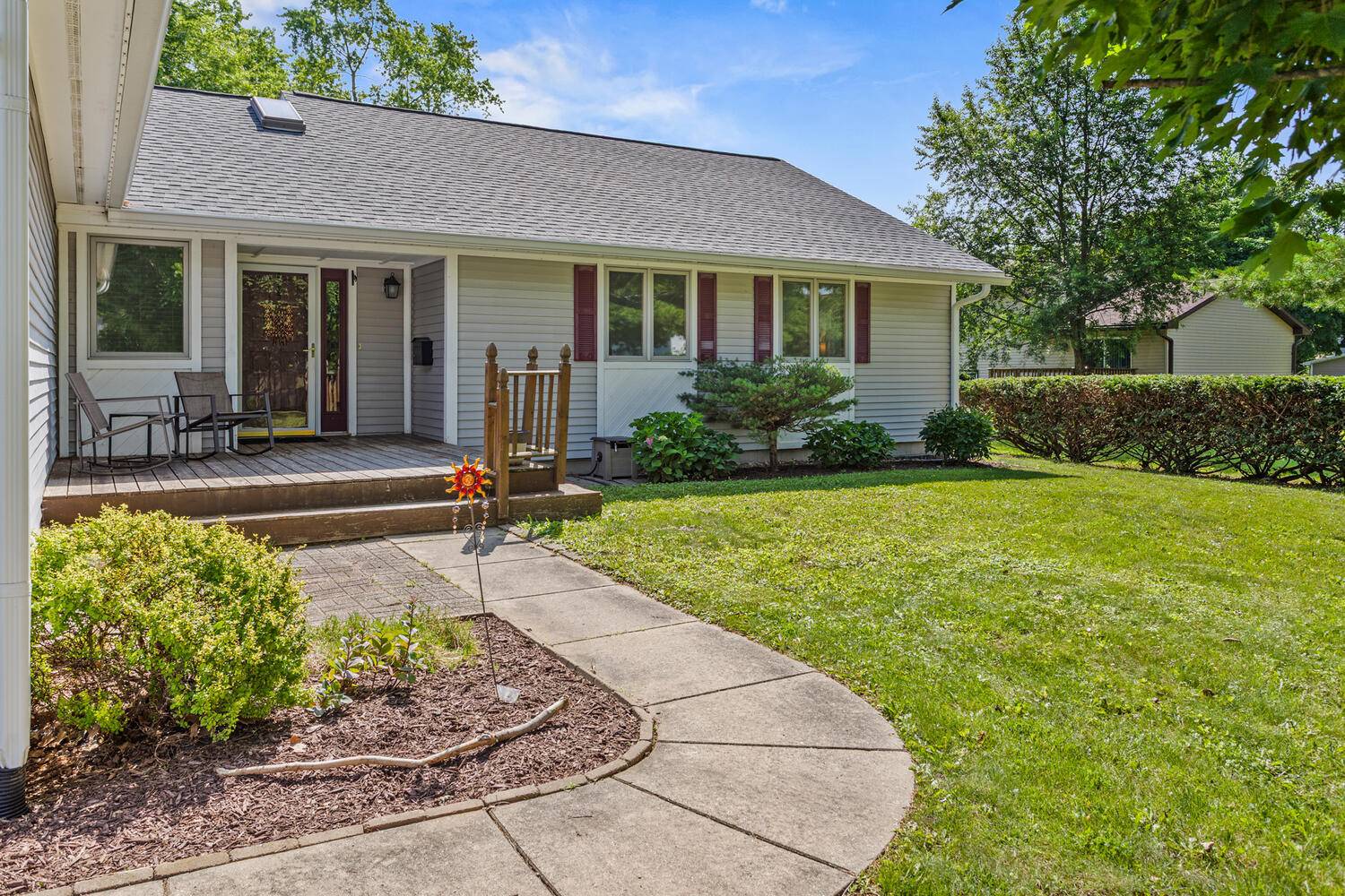 2308 S Vine ST, Urbana, IL 61801