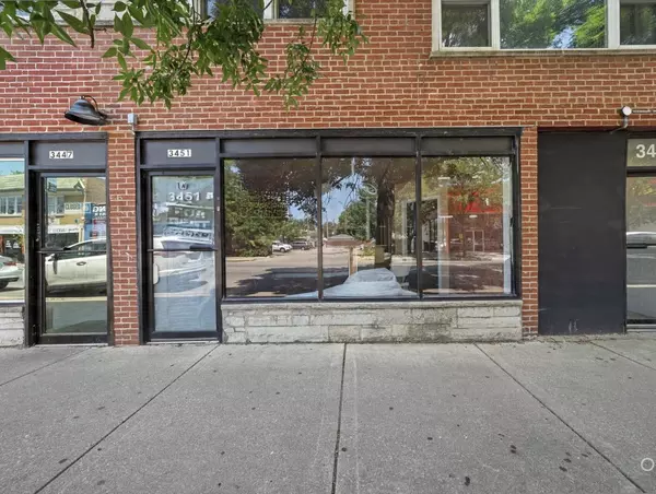 3451 W Montrose AVE #1, Chicago, IL 60618