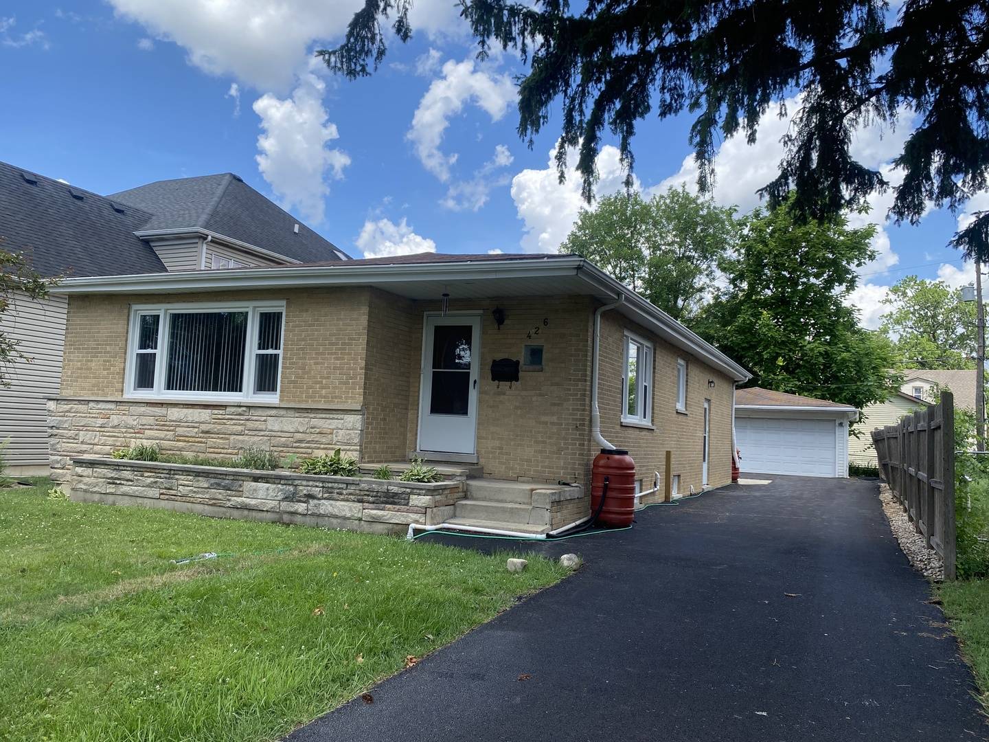 Elmhurst, IL 60126,426 E Berteau AVE
