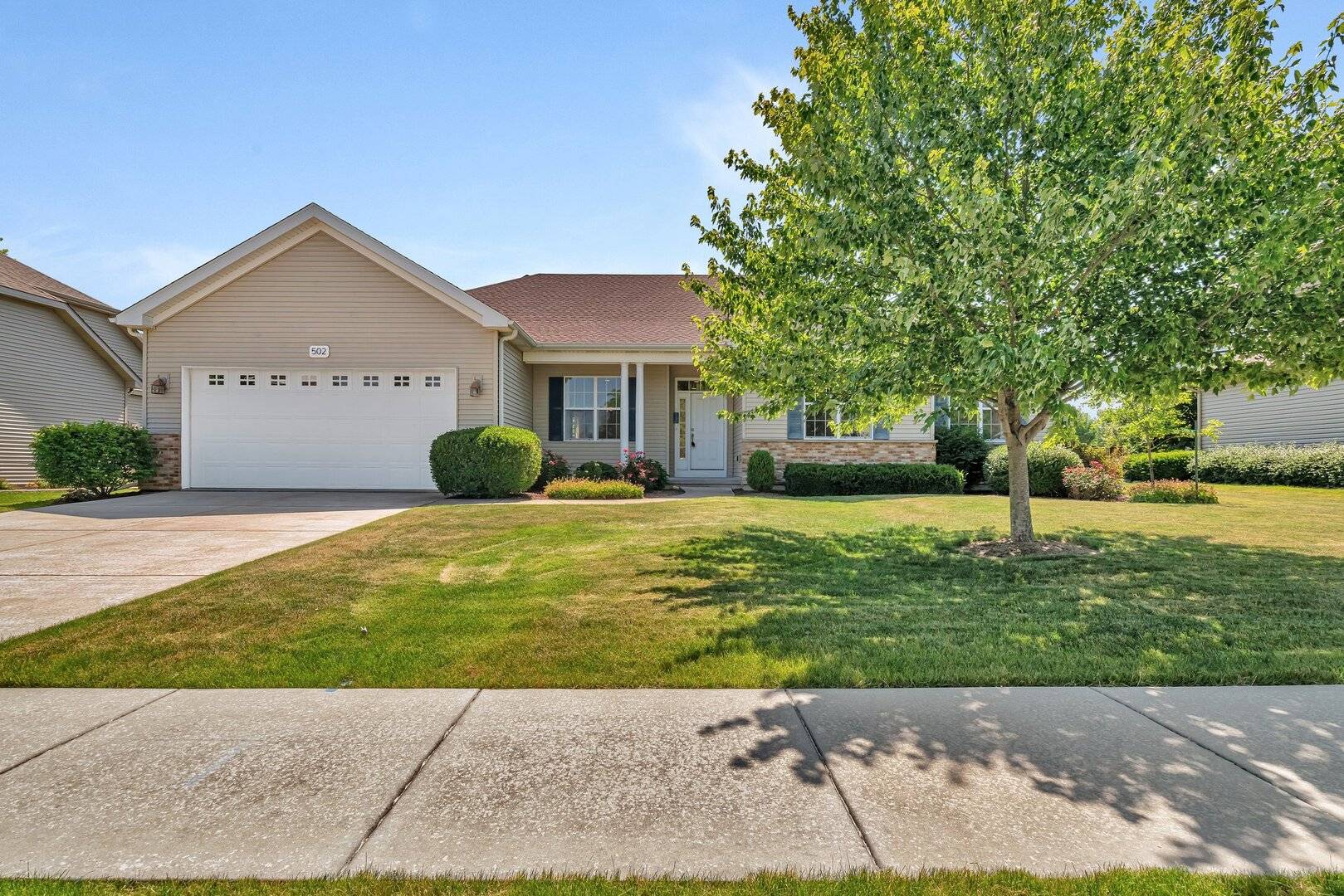 Yorkville, IL 60560,502 Birchwood DR