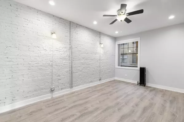 Chicago, IL 60626,7622 N Eastlake TER #1D