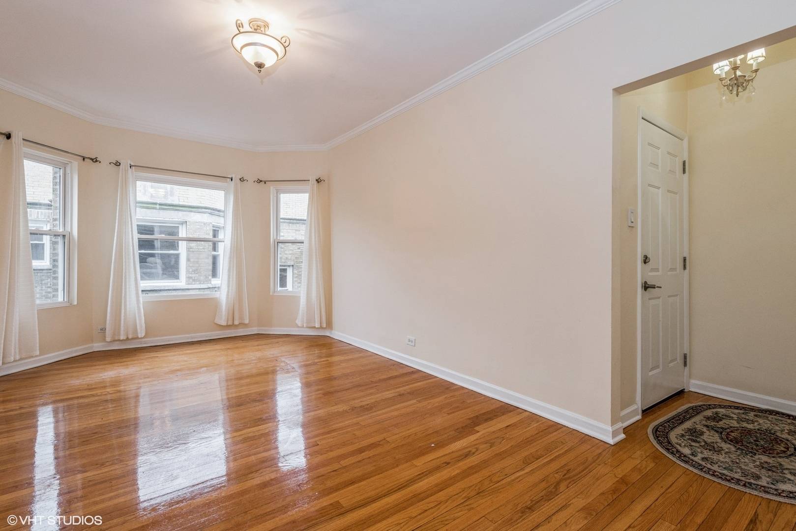 Chicago, IL 60626,1624 W Farwell AVE #3C