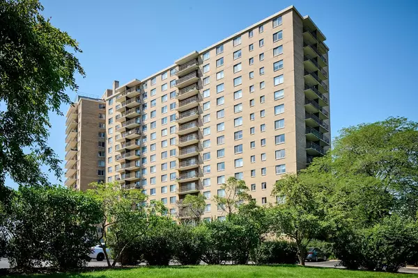 7033 N Kedzie AVE #1706, Chicago, IL 60645