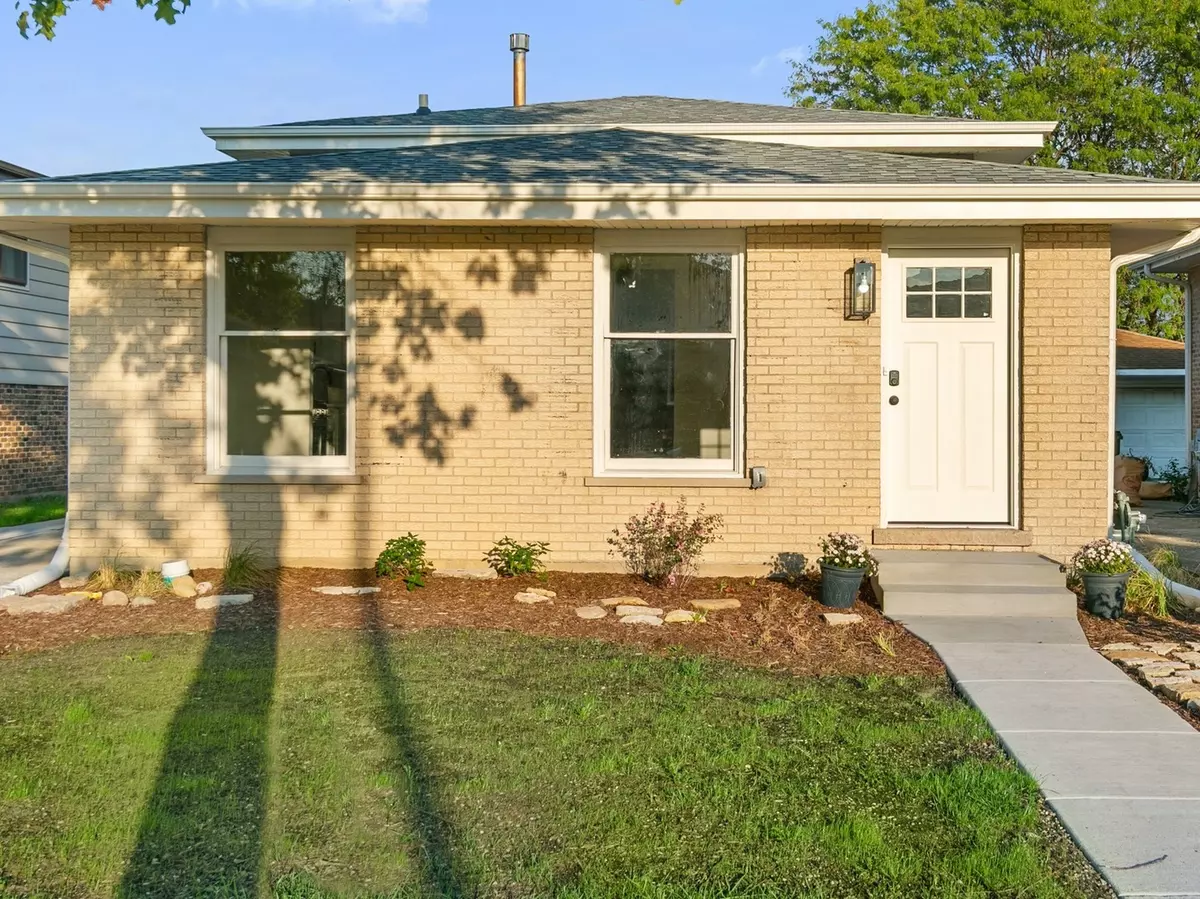 Country Club Hills, IL 60478,18037 Edwards AVE