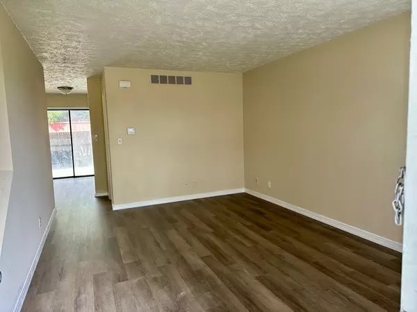 Normal, IL 61761,706 Golfcrest RD N #3
