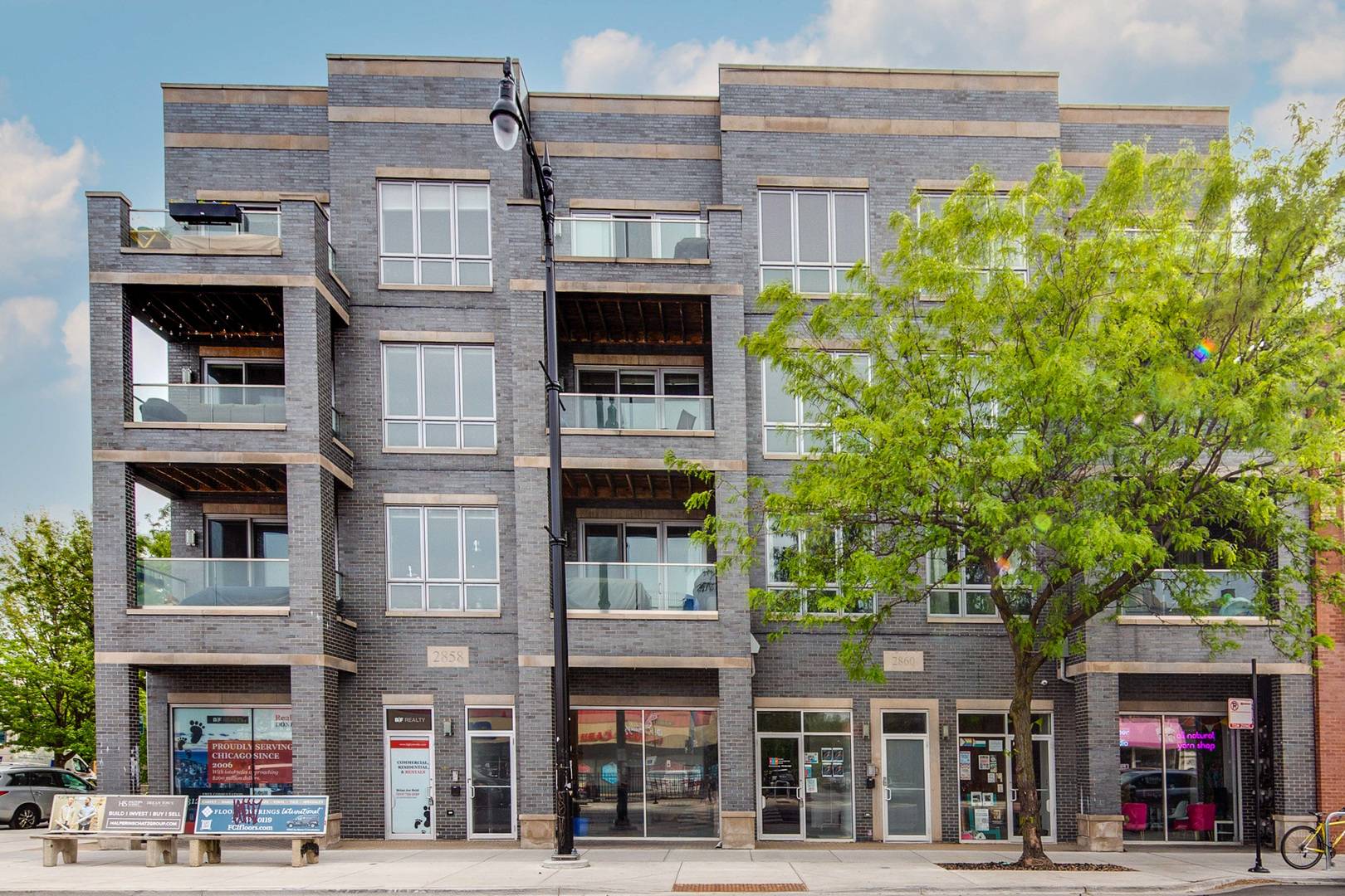 2860 N MILWAUKEE AVE #2S, Chicago, IL 60618