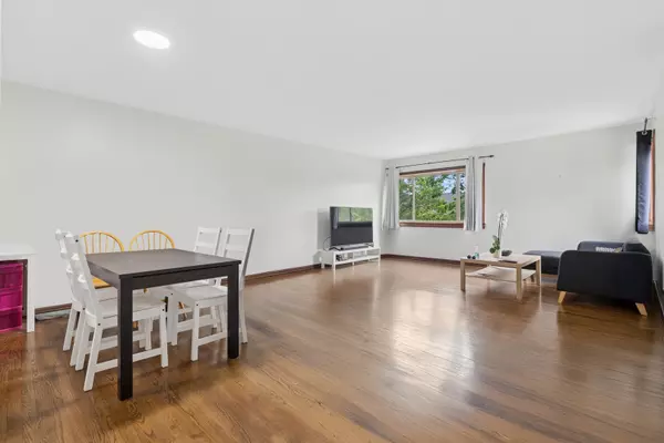 Evanston, IL 60202,835 Ridge AVE #508