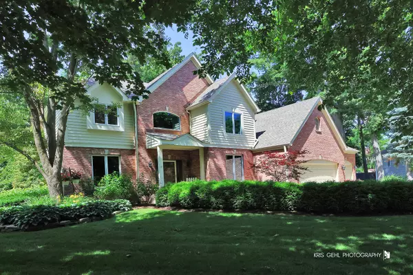 1108 Vineyard DR, Gurnee, IL 60031