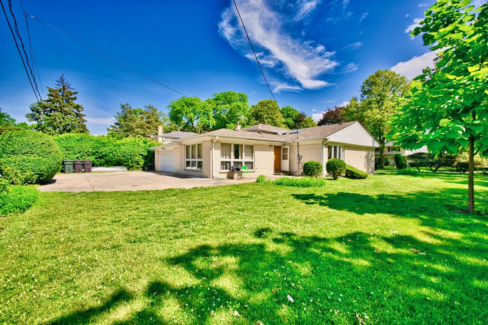 Skokie, IL 60076,4454 Concord LN