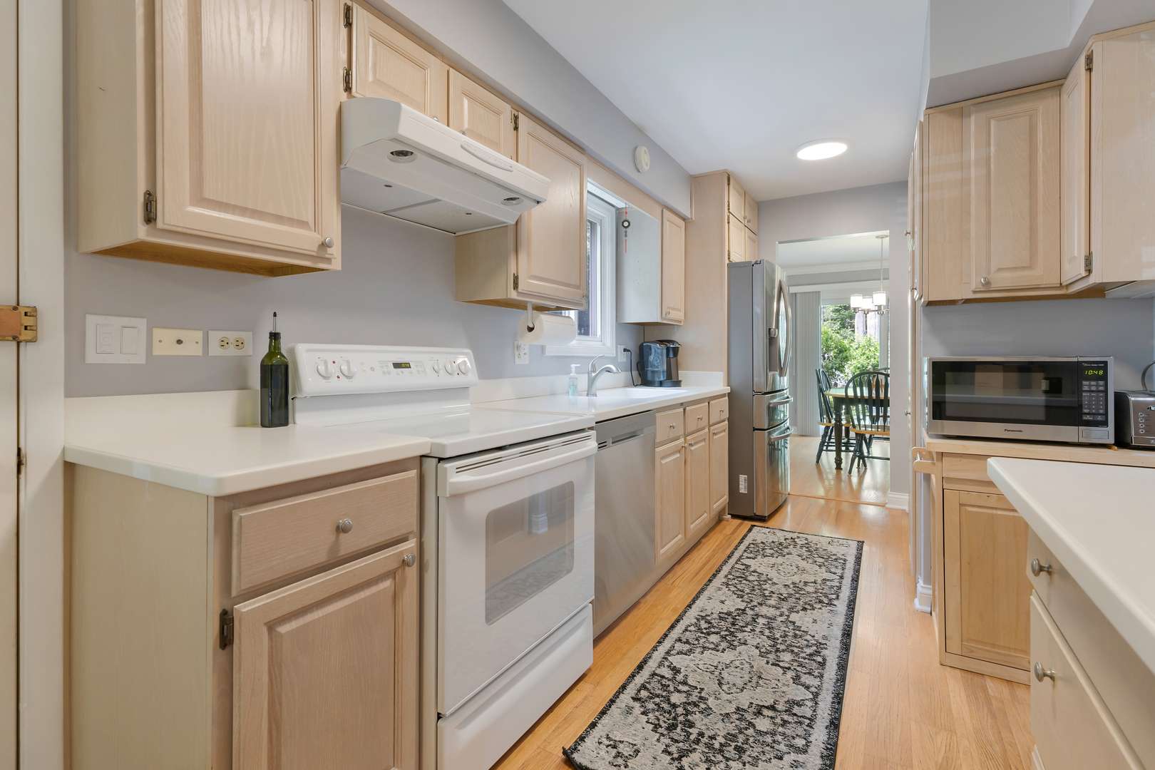 Wilmette, IL 60091,221 Pin Oak DR
