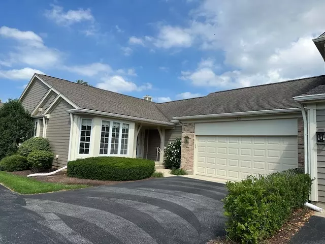 Inverness, IL 60067,122 Kilchurn LN