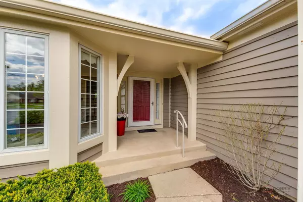 Inverness, IL 60067,122 Kilchurn LN