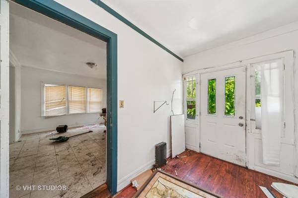 Waukegan, IL 60085,817 S Mcalister AVE