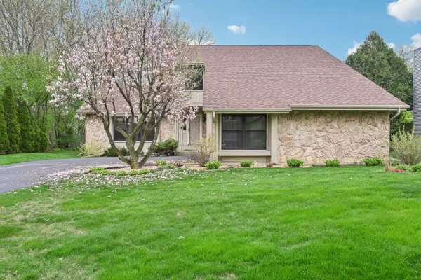 397 Briarwood CT, Gurnee, IL 60031