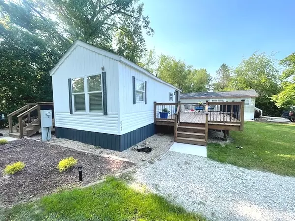140 Fossil Lake CT, Wilmington, IL 60481