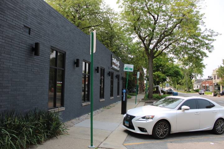 Oak Park, IL 60304,Address not disclosed