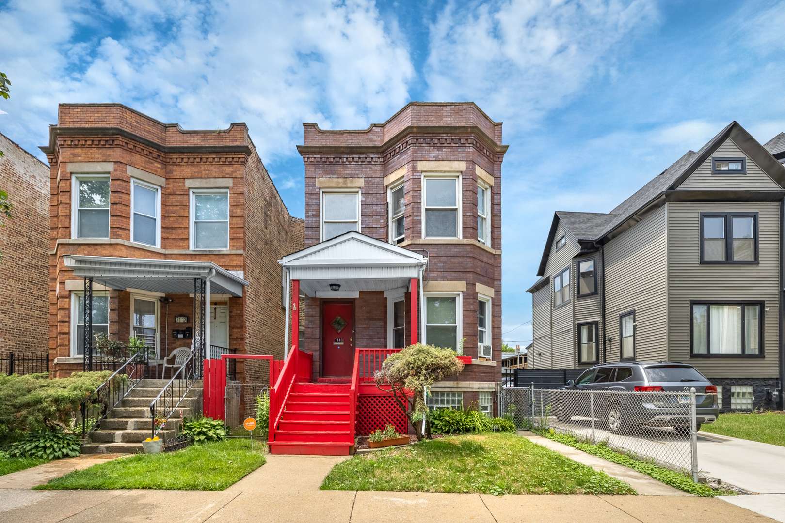 7110 S Eberhart AVE, Chicago, IL 60619