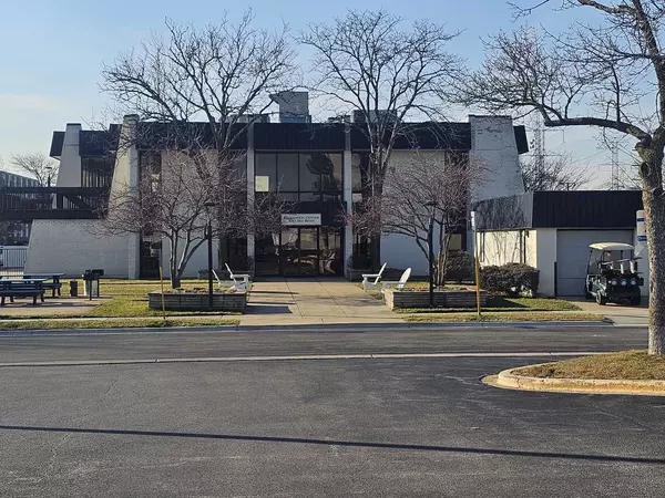 9078 W Heathwood DR #1M, Niles, IL 60714