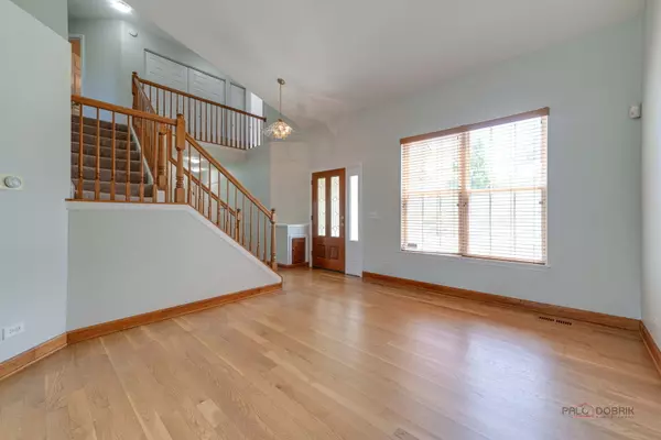 Mundelein, IL 60060,1316 DARNELL DR