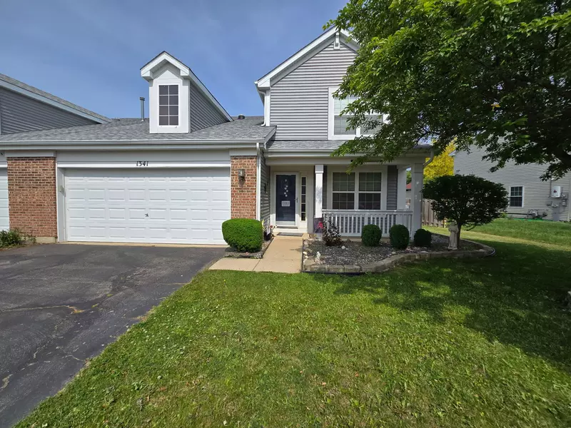 1341 Cape Cod LN #1341, Pingree Grove, IL 60140