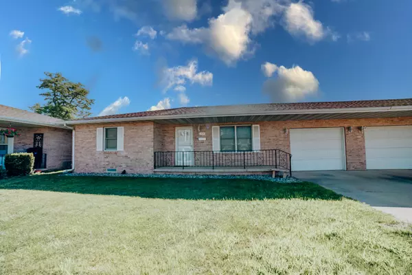 308 E Oak ST, Watseka, IL 60970