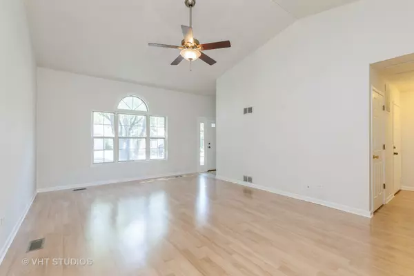 Island Lake, IL 60042,506 Lauren LN