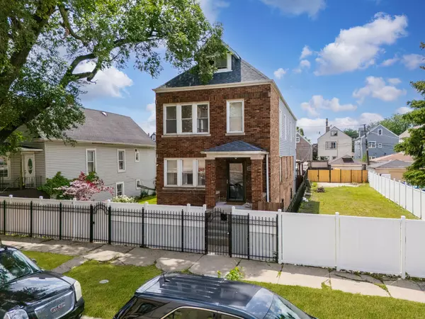 4938 S SEELEY AVE, Chicago, IL 60609